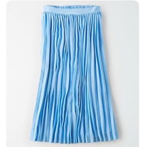 American Eagle Outfitters High-Waisted Pleated Midi Skirt - Size S
